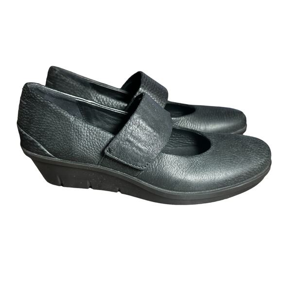 Ecco Skyler Mary Jane Black Leather Wedges Size 38 US 7 comfort hook and loop - Picture 1 of 13